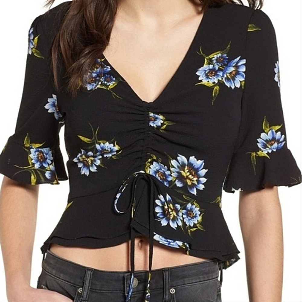 ASTR The Label Floral Bell Sleeve Top Size S